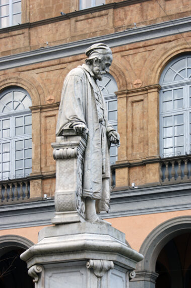 Monumento a Girolamo Fabrizi